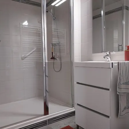 Cocooning Avec Balcon à Deux Pas Des Thermes *