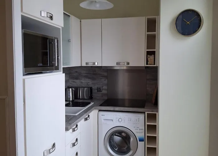 Appartement Cocooning Avec Balcon à Deux Pas Des Thermes *